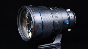 Laowa 200mm f/2 AF FF